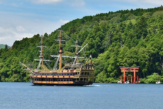 Mt. Fuji 5th Station, Owakudani Ropeway, Pirate Ship plus Outlet shopping! - The real value of $95.25: what you’re paying for