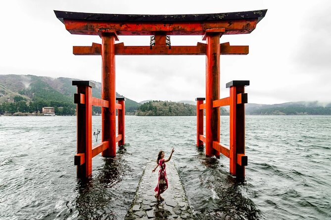 Mt. Fuji and Hakone Private Tour with English Speaking Guide - Stop 2: Lake Kawaguchiko and the Panoramic Ropeway Option