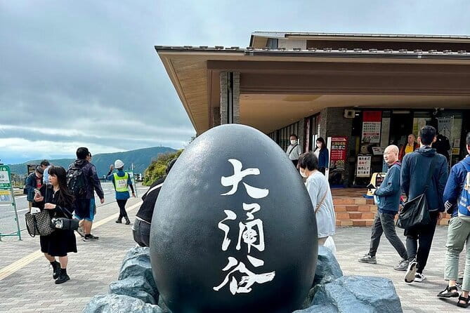 Mt fuji & Hakone customizable day tour w/ English speaking driver - Gotemba Premium Outlets: a smart add-on when you want a break