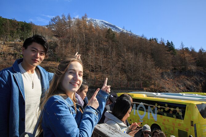 Mt. Fuji & Hakone: Fuji Sengen Shrine, Cruise, and Ramen-Making - Lake Ashi cruise: the Fuji-from-the-water payoff