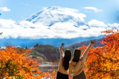 Mt. Fuji Highlight Photo Spots One Day Tour from Tokyo - Arakurayama Sengen Park: Chureito Pagoda photos, plus cherry-blossom vibes