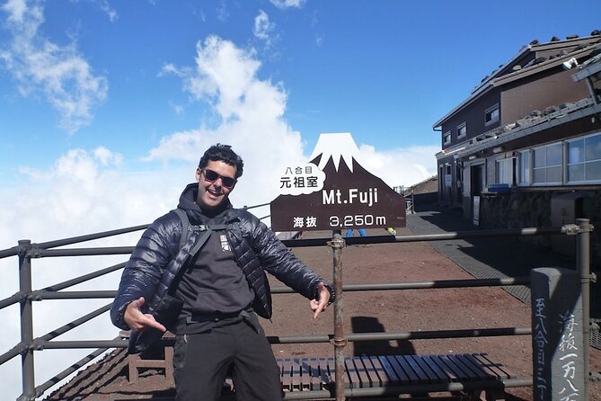 Mt Fuji Private Day Tour from Tokyo with English Speaking Driver - Stop 2: Subaru Line 5th Station (Car Rules, Weather, and the 2,100 Yen Detail)