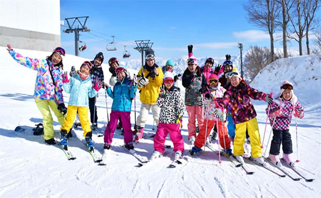 Mt. Fuji Skiing Experience- YETI Ski Resort & Onsen Day Trip - Timing snags to watch for (and how to protect your day)