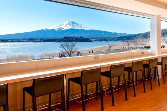 MT FUJI with Private Tour - Oshino Hakkai springs: a calm, almost magical science moment