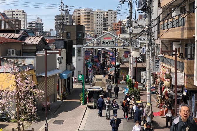 Old Town Tokyo Food Tour - Temples and stairways: Tennō-ji, Kyōōji Temple, and Yūyake Dandan