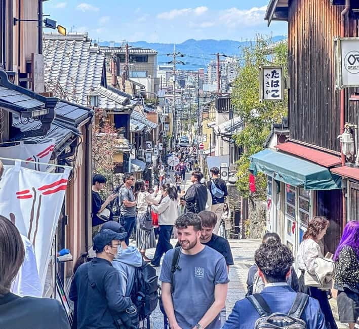 Osaka/Kyoto/Nara: Private Full-Day Sightseeing Tour - Kinkaku-ji and Kiyomizu-dera: Two Big Names, Two Different Payoffs