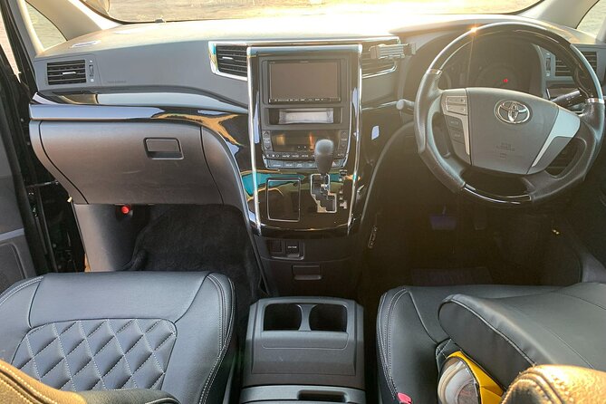 Private Airport transfer Haneda Airport(HND) to Tokyo City - Communication in Japan: WhatsApp/email contact and the English factor