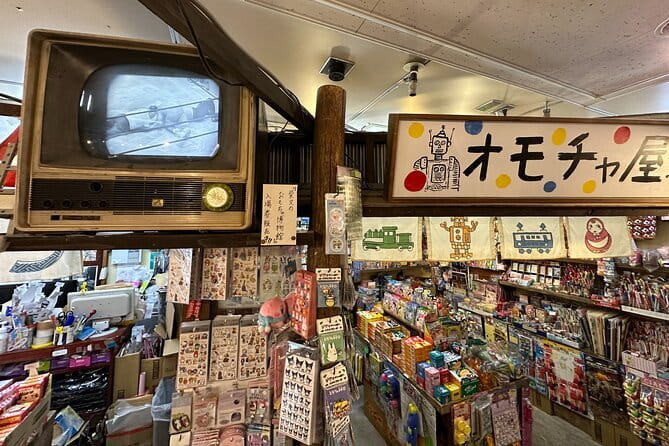 Private Akihabara Retro Tokyo Anime Game Maid Cafe Tour w/ pickup - Akihabara Radio Kaikan: Multi-Level Browsing for Figures and Odds