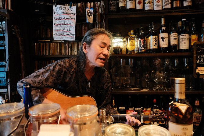 Private Bar Hopping Tour in Shinjuku Golden Gai - Stop 2: Izakaya dinner where you make monjayaki or okonomiyaki