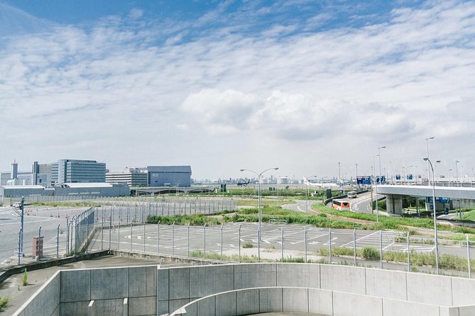 Private Departure Transfer : Tokyo Disney to Haneda International Airport - Baggage rules that keep you from the curbside surprise