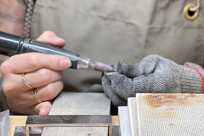 Private Handmade Ring Workshop Activity in Tokyo Shibuya - Final Polish and Taking Your Ring Home Same Day