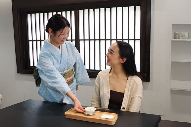 Private Japanese Calligraphy Class in Shibuya Tokyo - Writing Your Name in Japanese: The Personal Souvenir Factor