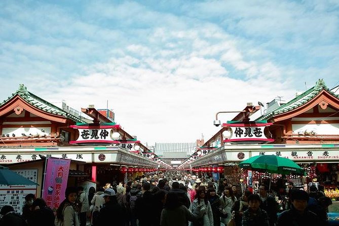 Private Japanese Sample Food Making and Asakusa History Tour - Sensoji Temple and Nakamise Dori: A Classic Asakusa Stop Done at Human Speed