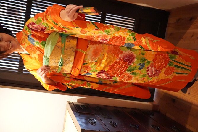 Private Kimono and tea ceremony at local home near Tokyo Disney - Photos on an SD Card: What You’ll Receive (and What You Won’t)