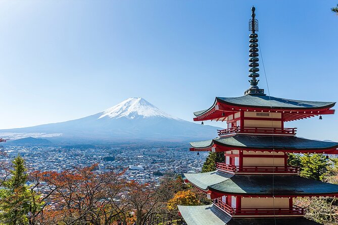 Private Mount Fuji and Hakone City Tour In luxury car from Tokyo - Stop 2: Lake Kawaguchiko for the Fuji-view payoff