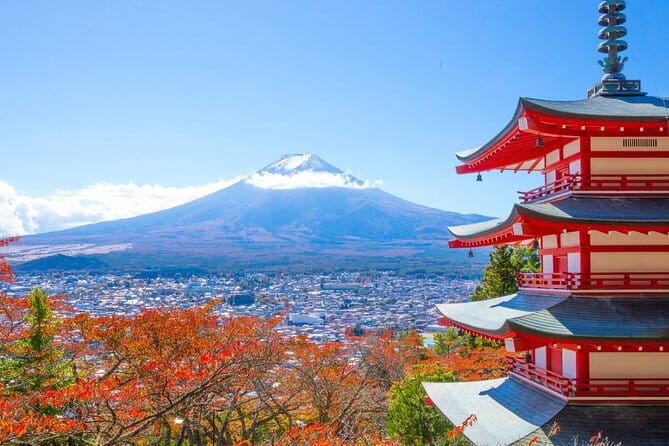 Private Sightseeing to Mt Fuji and Hakone with English Driver - Lake Kawaguchiko: ropeway views and hot-spring style recovery