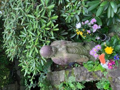 Private Tour Kamakura and Enoshima With Guide and photographer - Kotoku-in Great Buddha: Outdoor Bronze and Easy Photo Stops