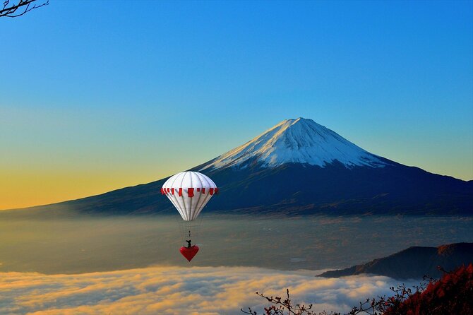 Private Unforgettable Mt Fuji Tour with English Speaking Driver - Oshino Hakkai and Chureito Pagoda: Classic Fuji Views, Low Hassle