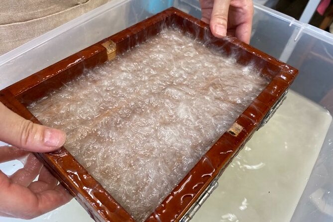 Private Workshop to Create Paper Last for 1,000 years in Ueno - The drying break: kozo-leaf Japanese paper tea and sweets