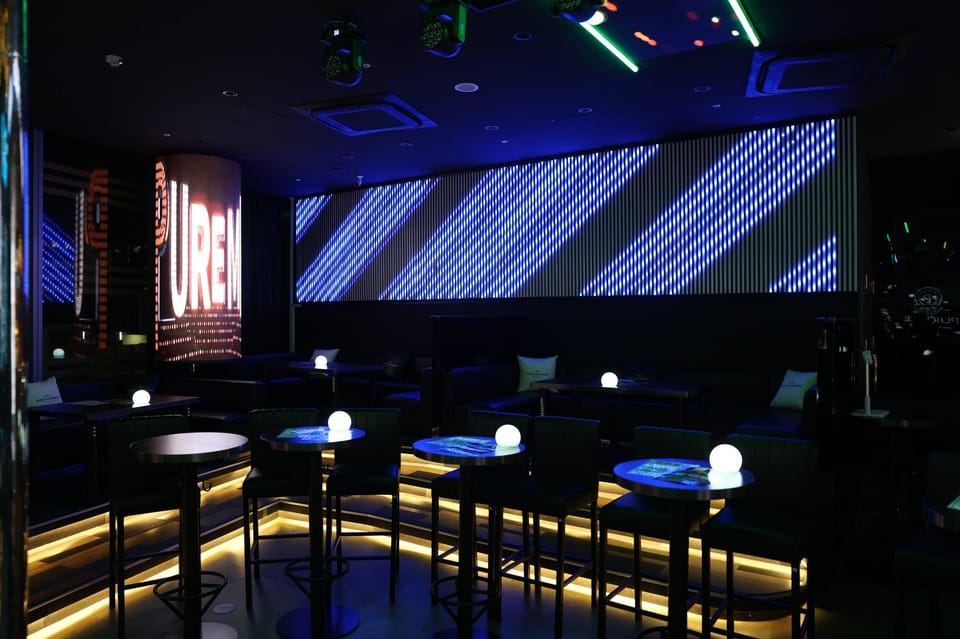 PUREMIE Ginza Japanese Nightlife Experience - Entering the venue: smooth start near Shinbashi