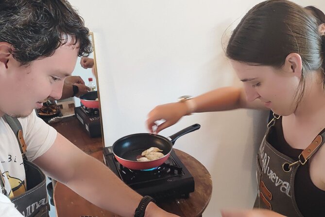 Ramen & Dumpling Cooking in Tokyo with Chef/Vegan possible - Ramen technique: building broth flavor and making it taste right