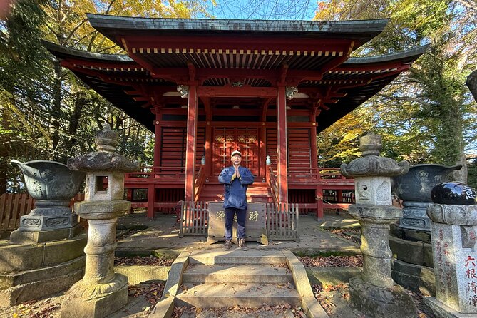 Samurai Guide Sho’s Mt. Takao Hike, Temple & Onsen from Shinjuku - Yakuo-in Yuki-ji Temple: more than a photo stop