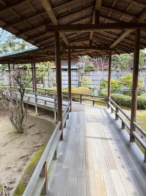 Shibamata: Step Back into Old Japan! - Food You’ll Be Looking For: Grass Dumplings to Rice Crackers