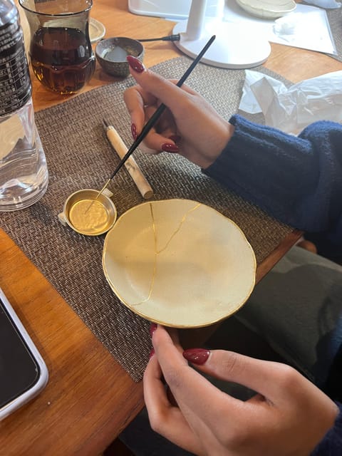 Shibuya Tokyo: Modern Kintsugi Workshop in Shibuya - Finding mon cadeau near Shibuya Crossing (without the wrong turn)