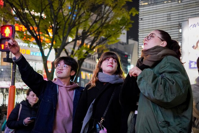 Shinjuku Highlights Walking Tour - Golden Gai: Tiny Alleys, Strong Subculture