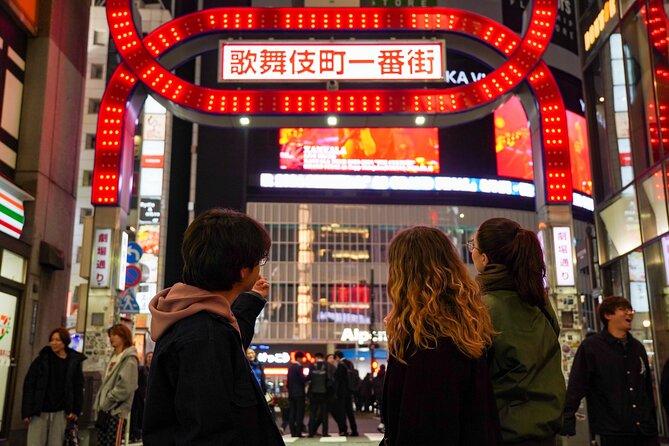Shinjuku Highlights Walking Tour - Omoide Yokocho: A Showa-Era Backstreet Moment
