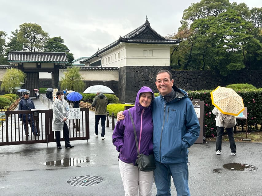Shuttle Van Tokyo-Tour, for 4 Hours or 6 Hours+Transfer Time - Tsukiji Outer Market: still a great food-and-stalls walk