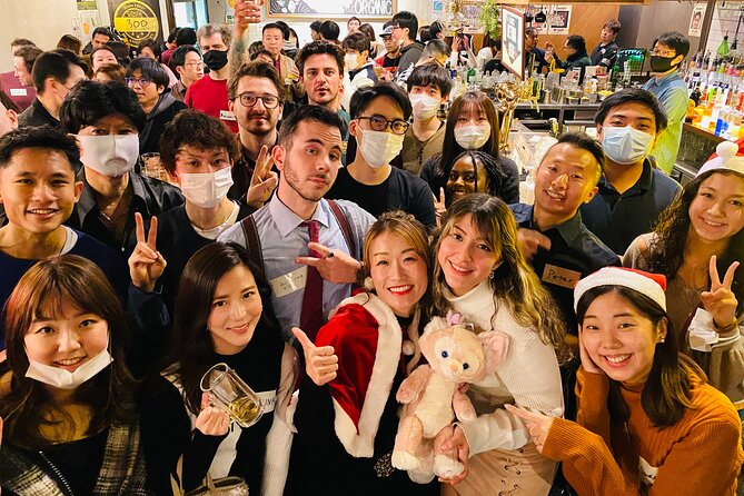 Sip & Mingle Tokyo Party : Meet & Connect - The party atmosphere: mix of nationalities, ages, and comfort levels
