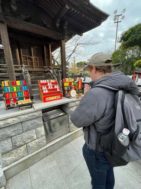 Sumida Riverside Walk:Garden＆Temple Ritual(4 Meeting Points) - Along the Sumida River: a reflective walk with views, boats, and city stillness