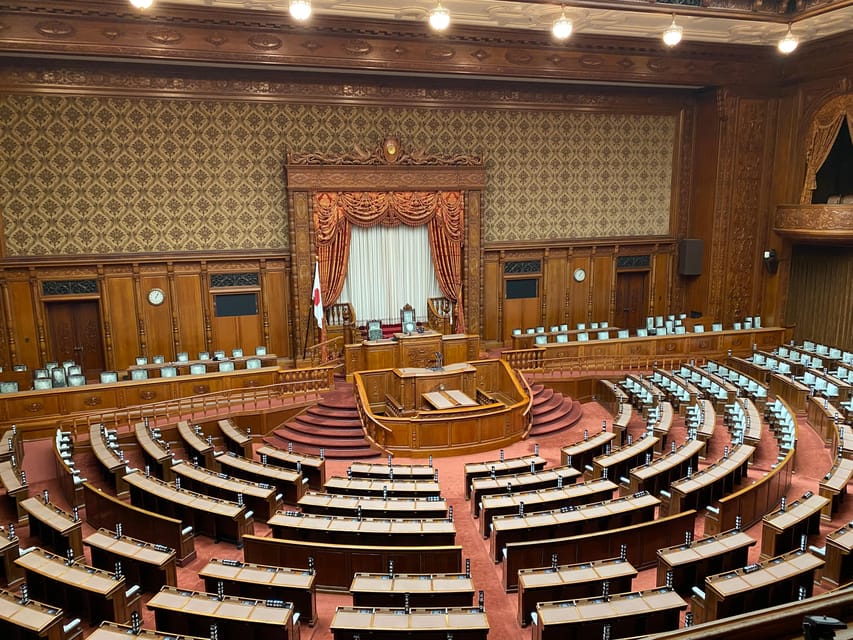 Tameike: Exploring the Heart of Japanese Politics Tour - National Diet Building: Seeing Japan’s Government Up Close in English
