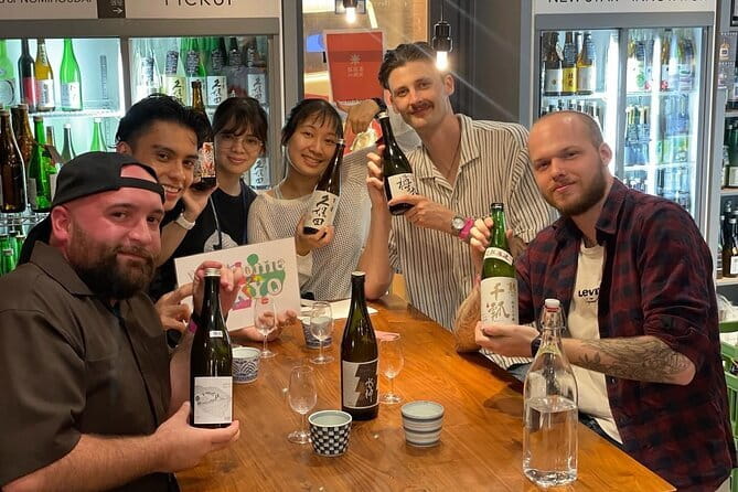 The Premium A5 Wagyu Tour in Shinjuku – With Free-Flow Drinks - The local guide and the small-group advantage