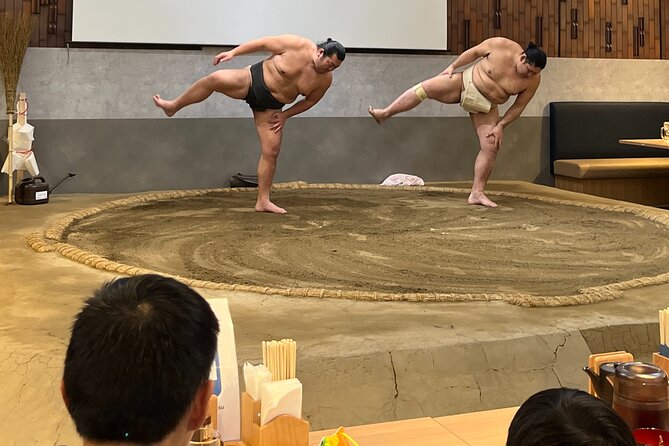 the SUMO show with Dinner - Who should book this sumo dinner (and who might want to skip)