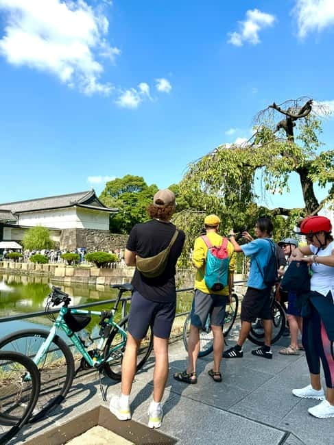 Tokyo: 3-Hour Bike or E-Bike City Highlights Tour - Chidorigafuchi Break: A Mid-Tour Pause That Actually Helps