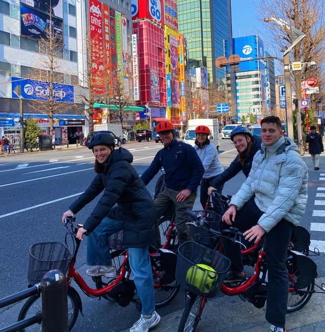 Tokyo: 3-Hour E-Bike Tour of the City's Riverside Areas - Getting rolling at Hibiya Park and learning the e-bike rhythm