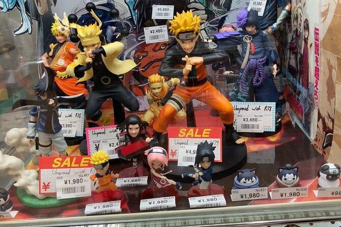 Tokyo Akihabara Anime Manga Video Games and Maid Cafe Tour - Akihabara Radio Kaikan: figures, models, and small finds by the thousands