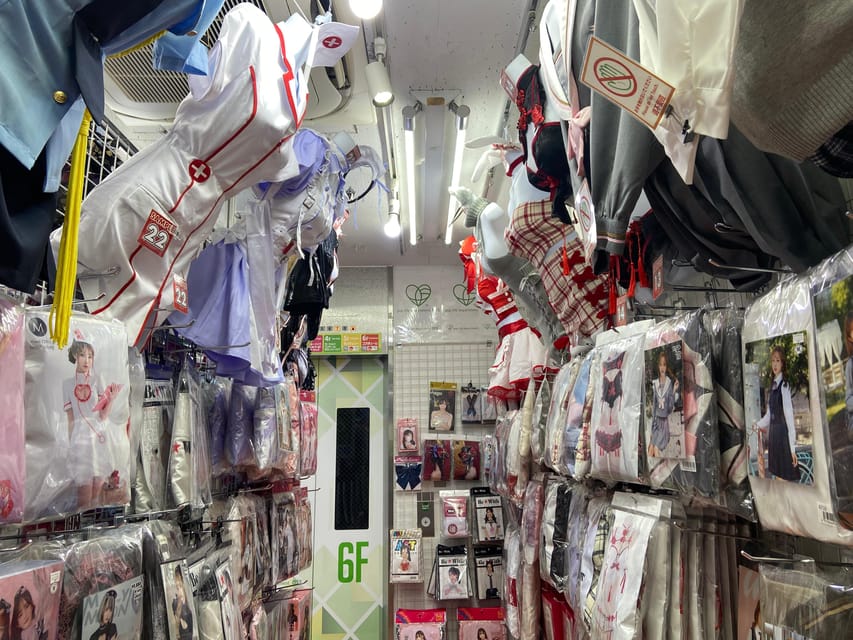 Tokyo: Akihabara Private Hentai Tour - The Hentai Culture Lesson: Context You Can Use