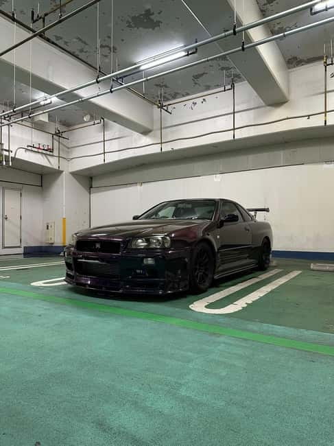 Tokyo and Daikoku by night in a Fast and Furious Skyline 34 - Who should book this Skyline 34 night, and who should skip it