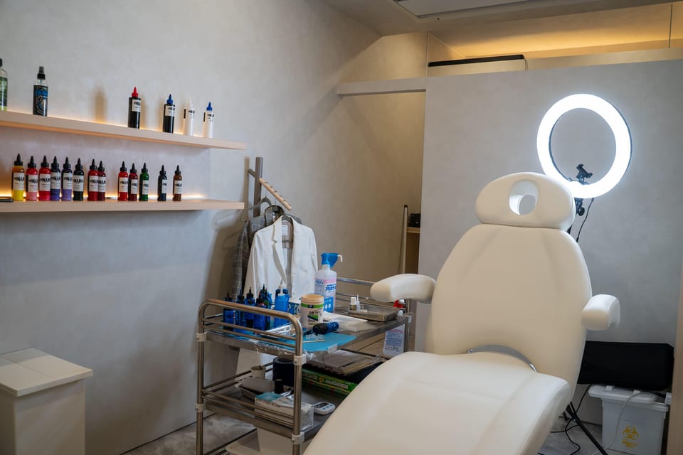 Tokyo: Anime, Manga or Kanji Tattoo in a Modern Salon - The Tattoo Session: What the 3 Hours Likely Includes