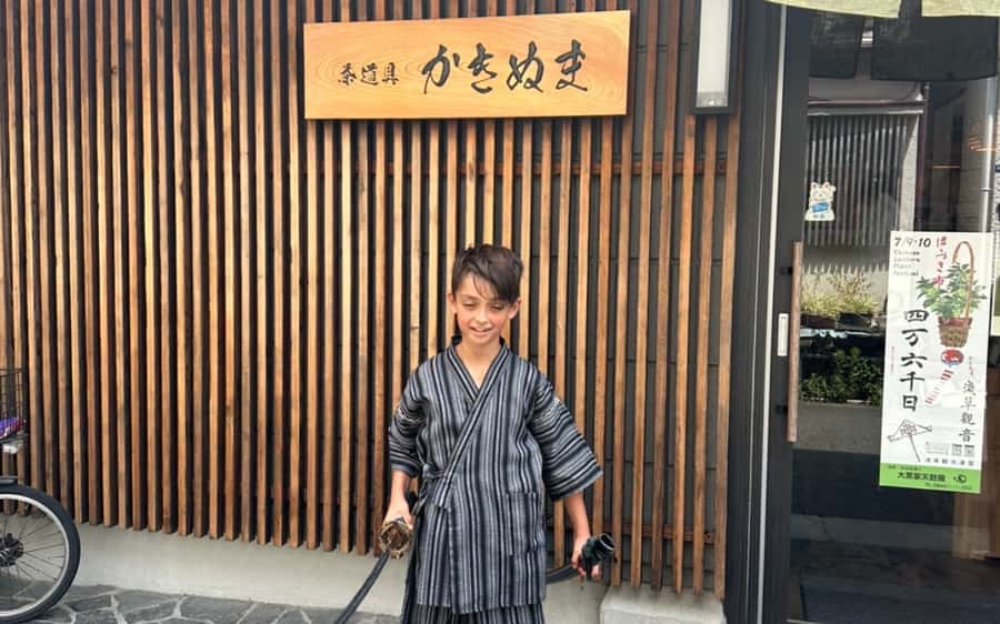 Tokyo: Asakusa Kimono Rental Experience - Step Out Into Asakusa Old Streets Toward Sensoji Temple