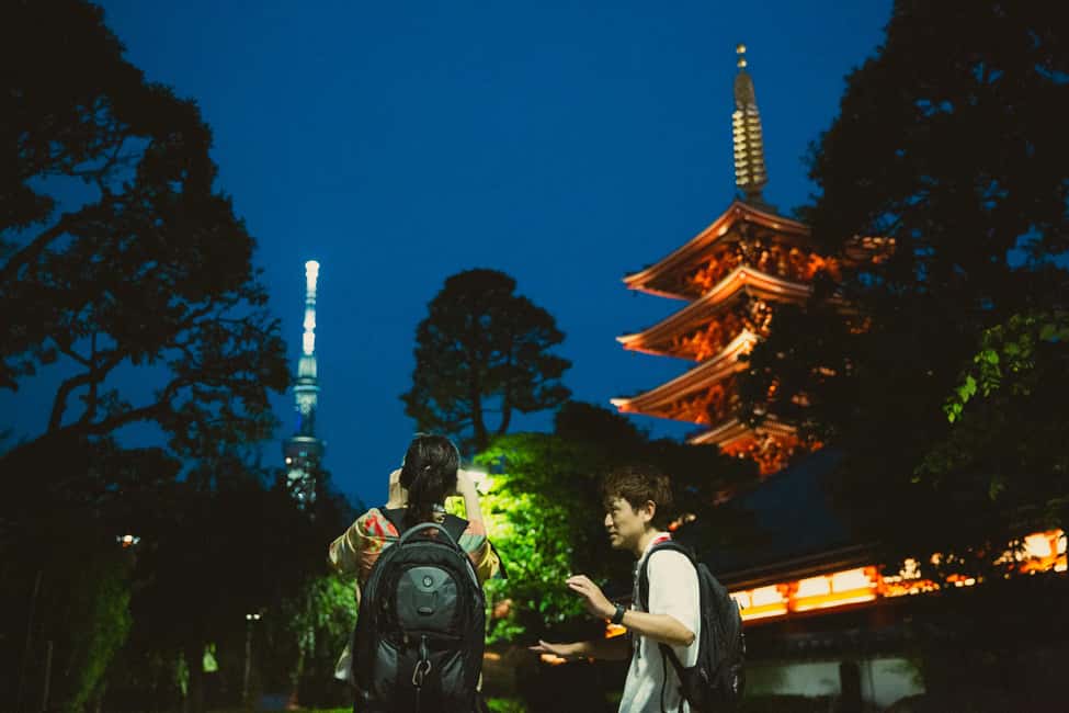 Tokyo: Asakusa Photogenic Night Walk with 1 drink - Senso-ji Temple after dark: the illuminated grounds and the timing reality
