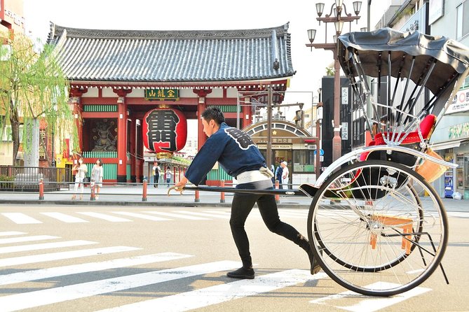 Tokyo Asakusa Rickshaw Tour - Comfort, warmth, and fitting into the rickshaw