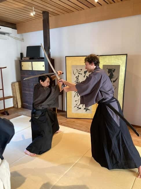 Tokyo Asakusa : Samurai School, Become a Samurai Warrior - The Photo Shoot, Video Moment, and Your Certificate Keepsake