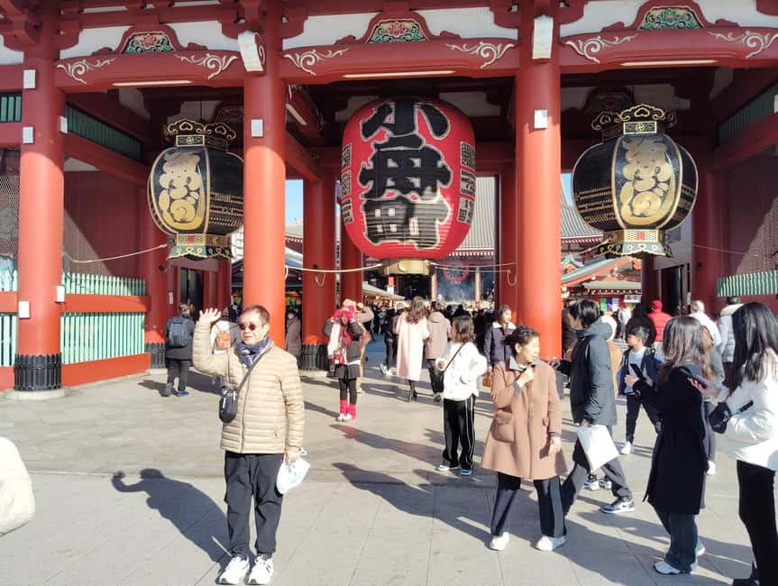 Tokyo: Asakusa & Senso-ji Temple 1.5-Hour Guided Tour - Purification rituals at Sensō-ji: water, incense, and manners