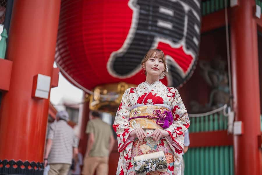 Tokyo Asakusa: Traditional Kimono Rental Experience at Wargo - The Dressing Session: How Staff Support Helps You Look Right