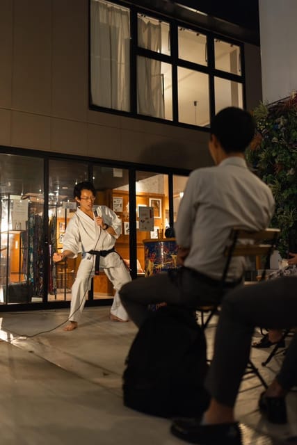 Tokyo: Asakusa Walking Tour & Comedy Night - Key things that make this night work