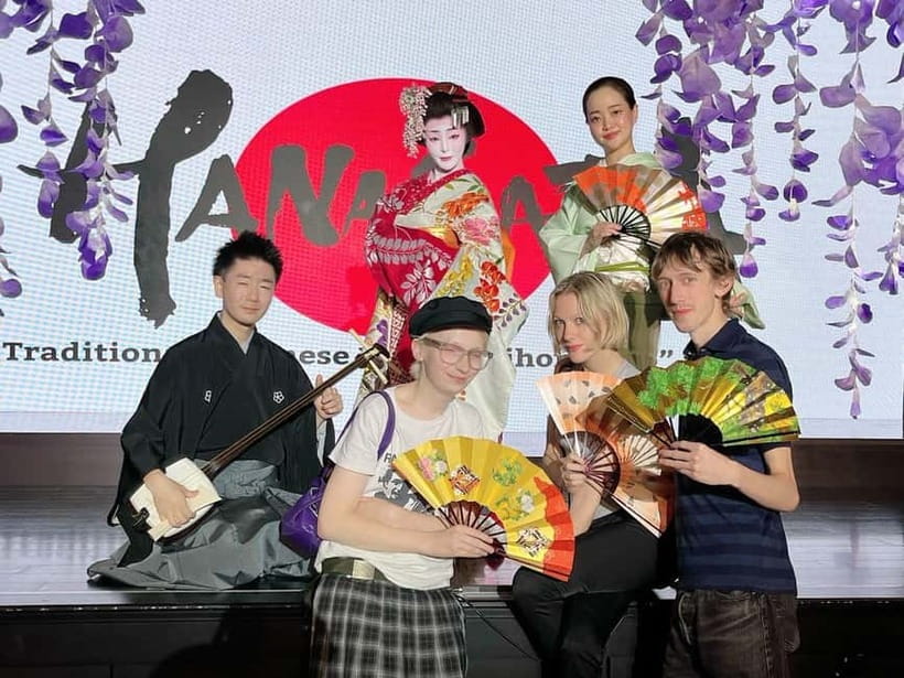 Tokyo: Authentic Japanese Dance Show ticket by professionals - Where Shinjuku Fits Best for a Traditional Performance